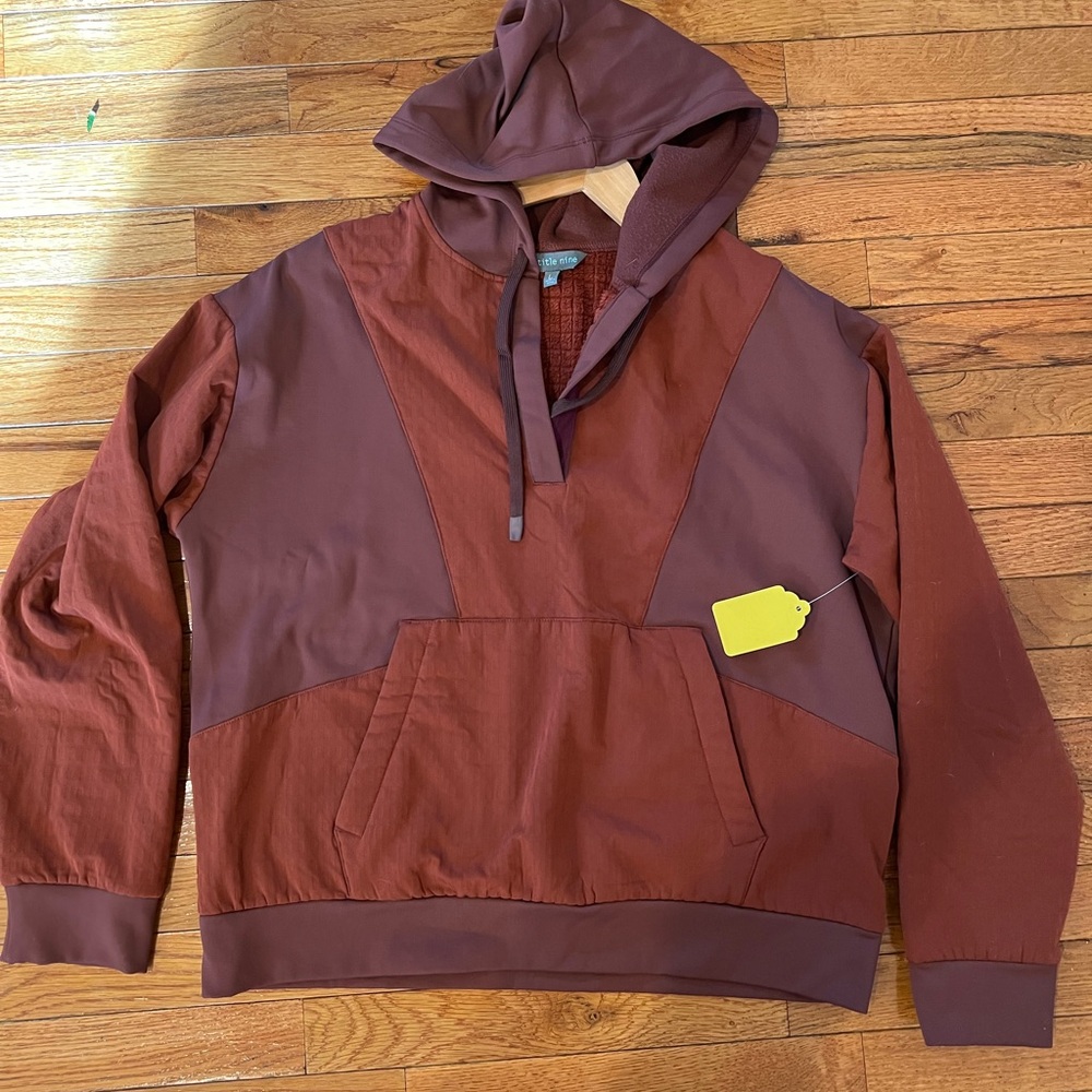 Women’s pullover